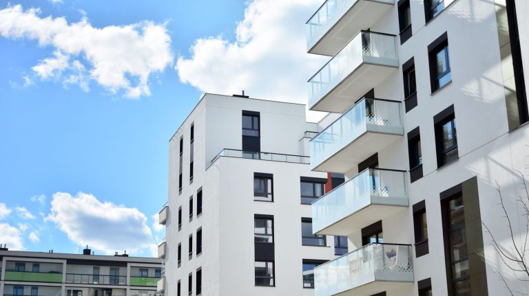 Statut LMNP : Loueur meublé non professionnel